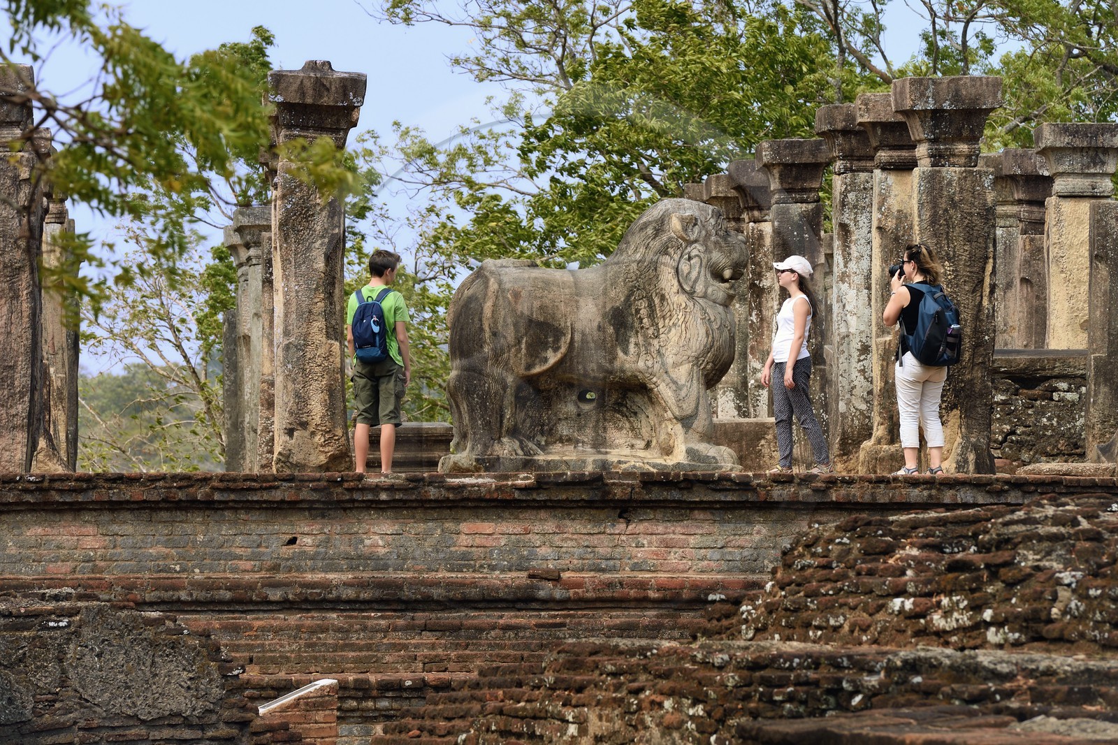 Sri Lanka, province du Centre-Nord, Polonnaruwa, l'ancienne capital du pays (XIe au XIIIe siècle) est classée au Patrimoine Mondial de l'UNESCO, palais de Nissanka Malla, chambre du conseil royal
