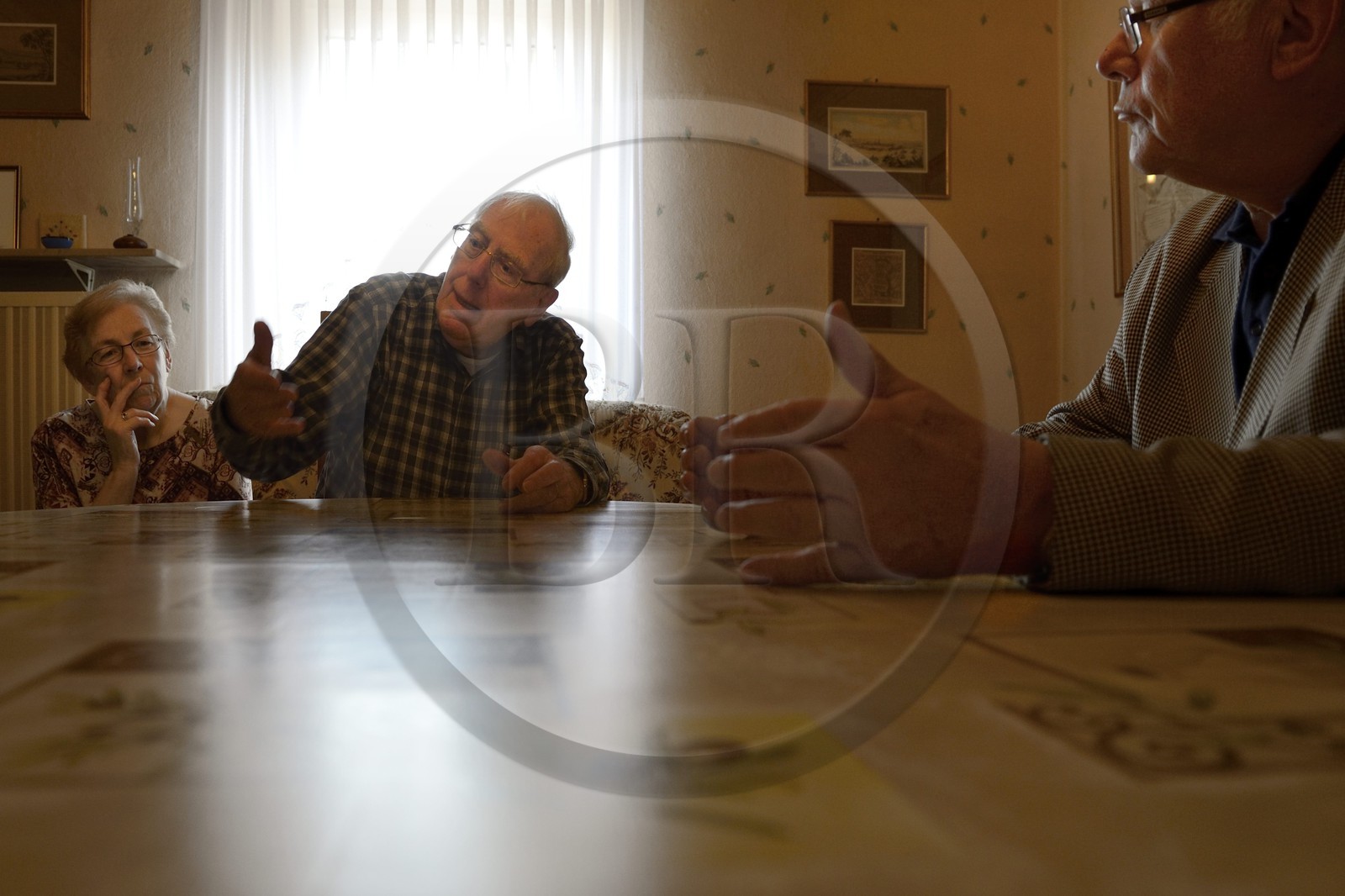 France, Moselle, Fensch Valley, workers' housing estate of Knutange, Raymond Pickard worker now retired from the factory and his wife at home