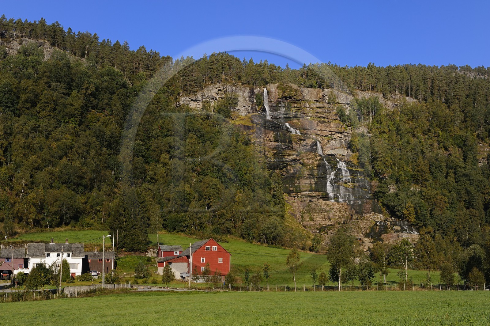 Norway, Hordaland County, Voss, Tvine (Tvindefossen) Waterfall