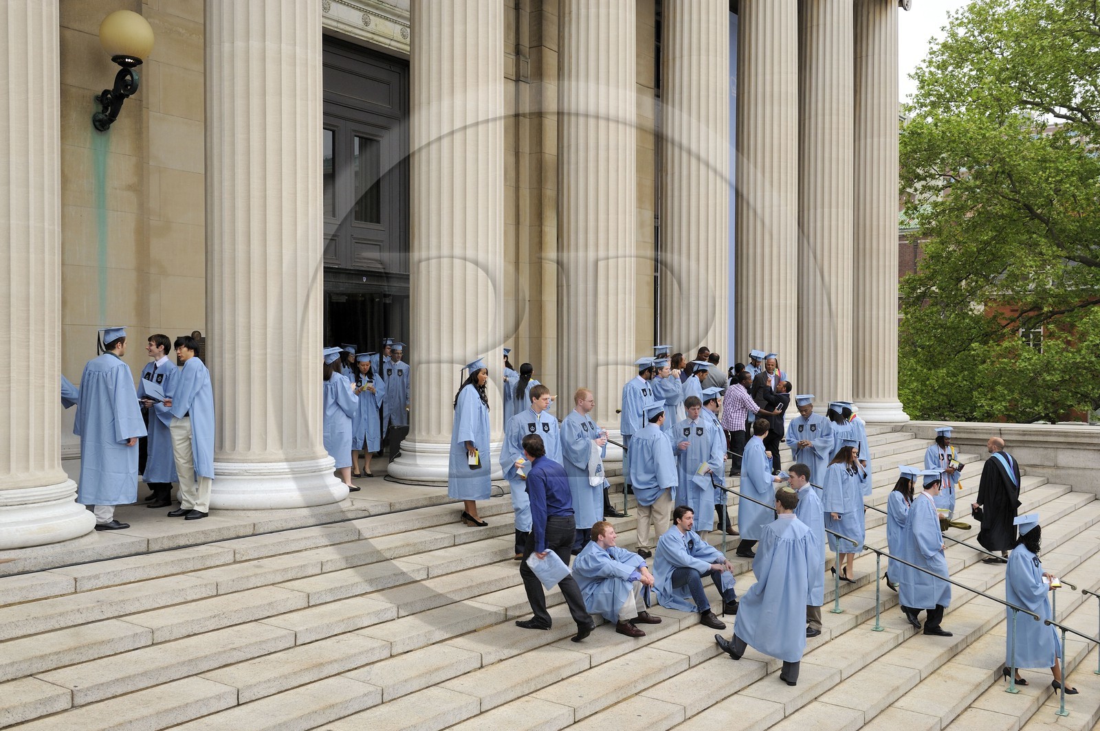 Etats-Unis, New York, Manhattan, remise de diplôme à l'université Columbia, devant la bibliothèque