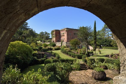 France, Pyrénées-Atlantiques (64), Pays-Basque, Anglet, quartier de Chiberta, villa Prinkipo de style éclectique mauresque datant du début des années 1930 et son jardin