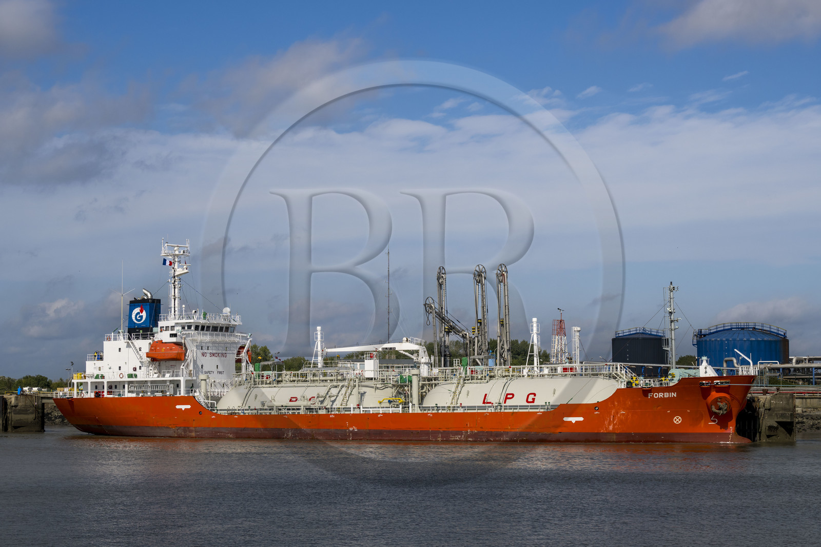 France, Loire-Atlantique (44), Estuaire de la Loire, Saint-Nazaire, le terminal pétrolier et raffinerie Total Energie de Donge