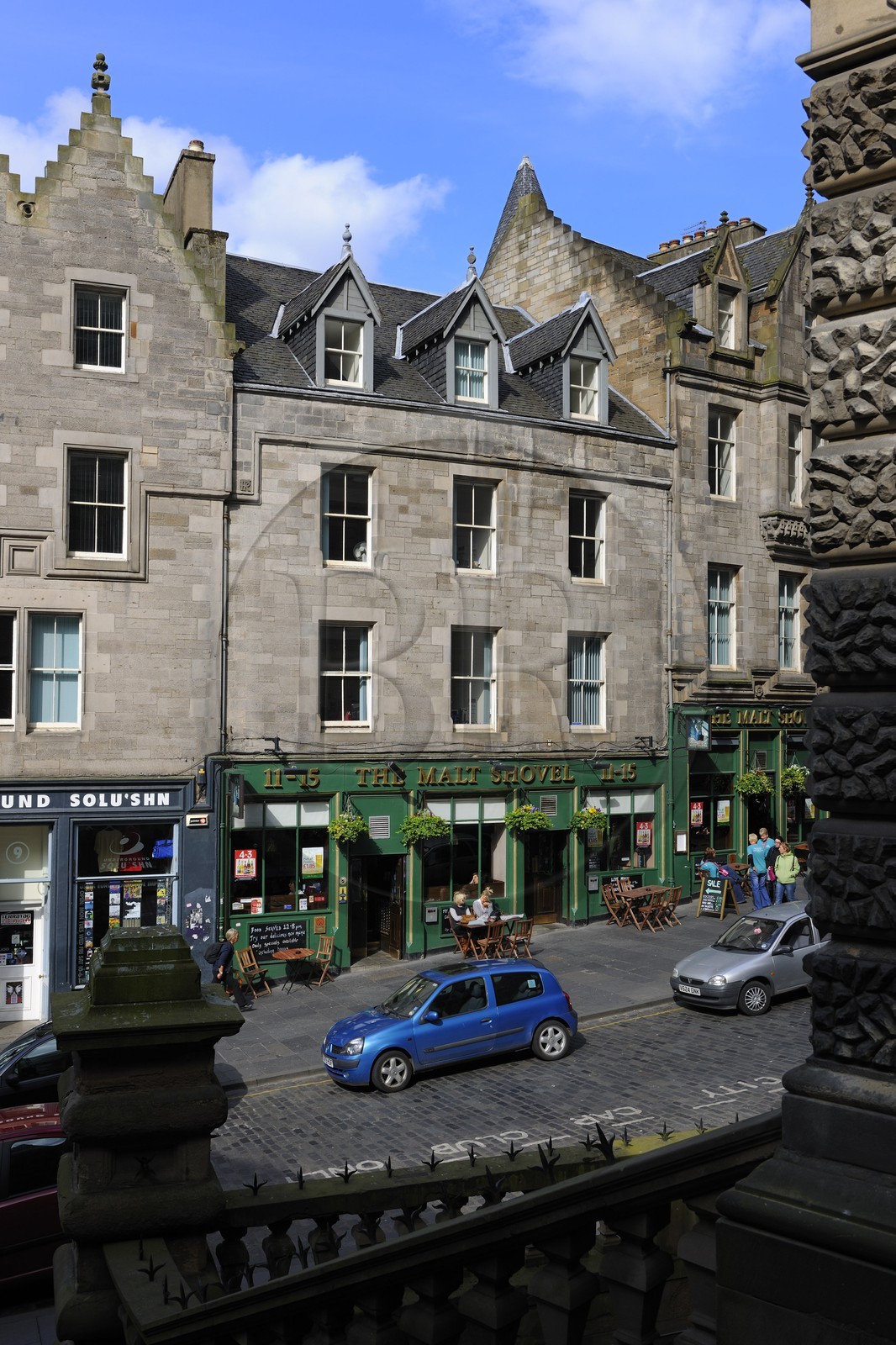 United Kingdom, Scotland, Edinburgh, listed as World Heritage by UNESCO, old town, pub in cockburn street