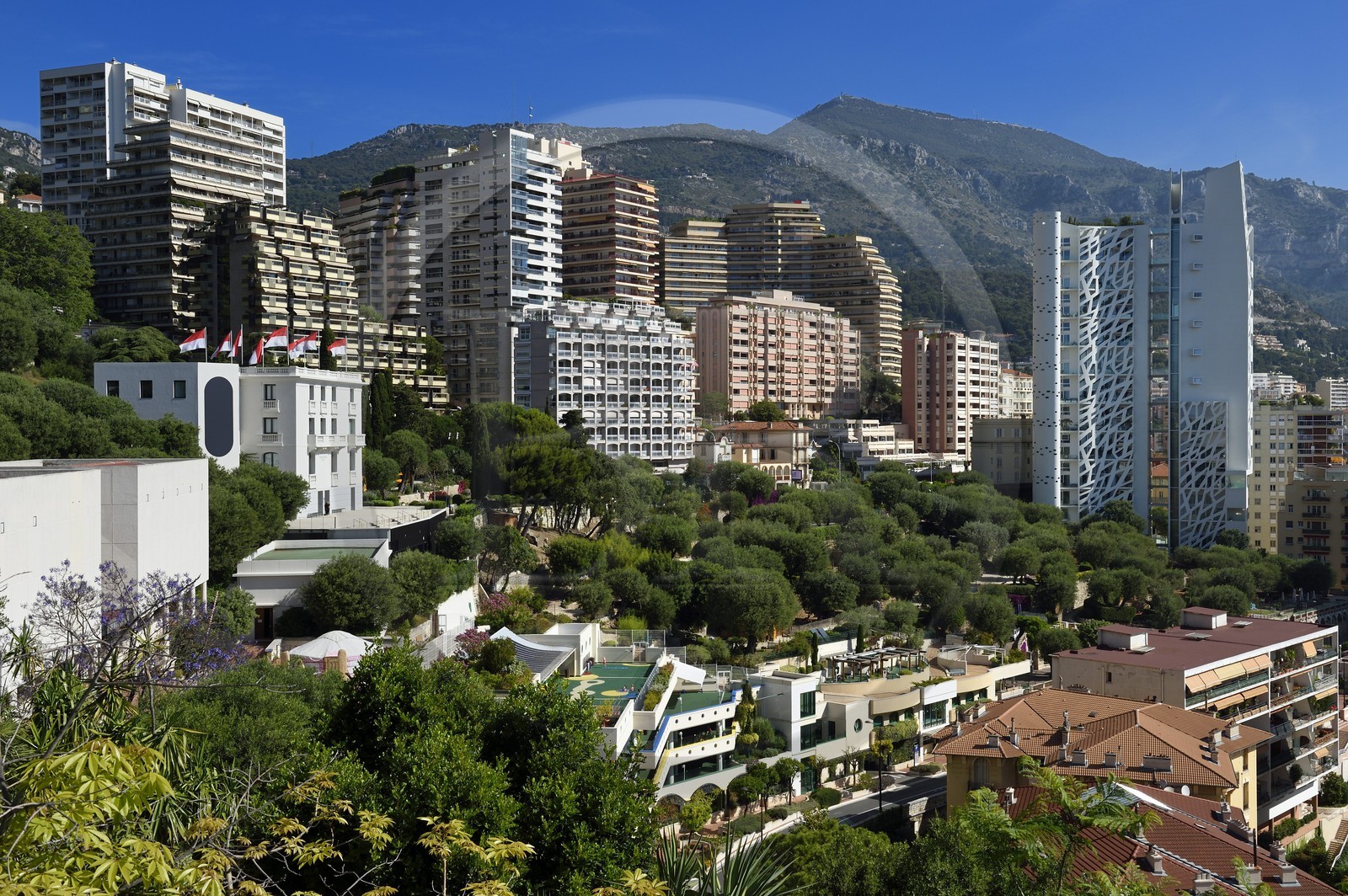Principality of Monaco, Monaco, La Condamine district, Nouveau Musée National de Monaco (NMNM) Villa Paloma left and the Simona building designed by architect Jean-Pierre Lott right