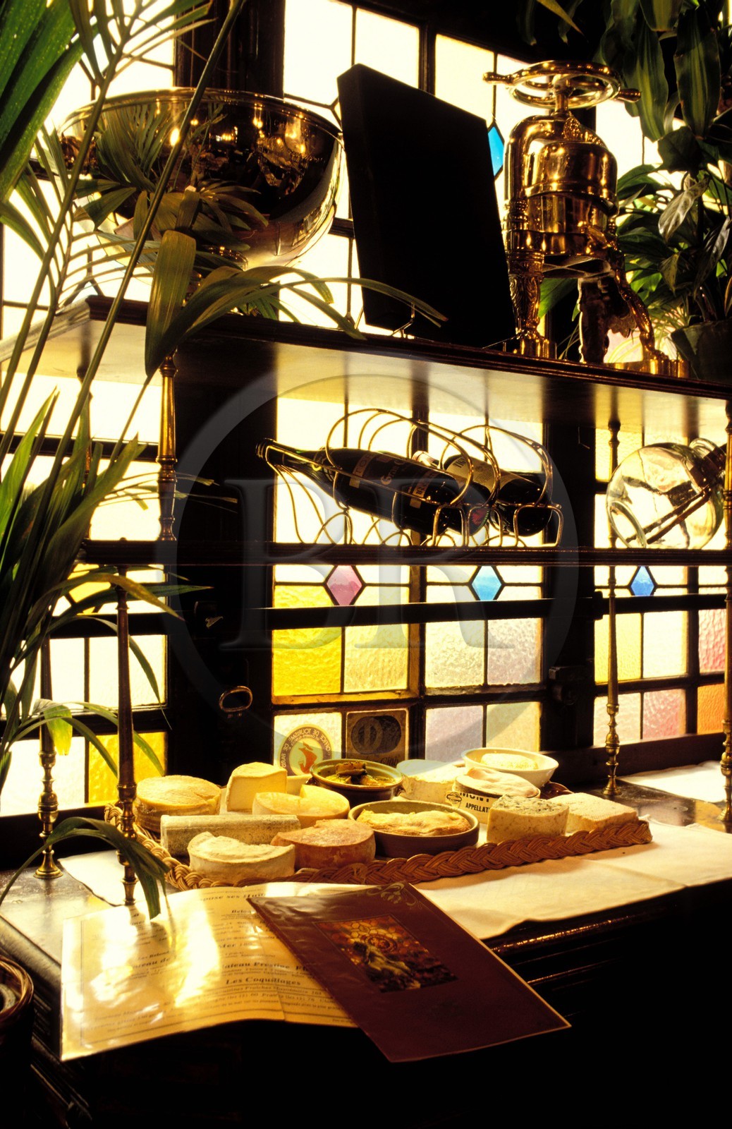 France, Paris, Brasserie Flo, cheeses and wines