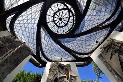 France, Var (83), Le Muy, Fondation Bernar Venet, chapelle imaginée par Frank Stella pour accueillir ses œuvres monumentales