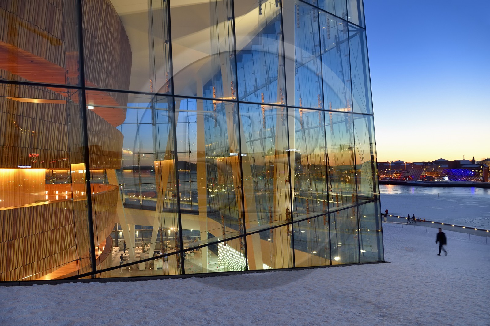 Norway, Oslo, dock area of Bjorvika, the Opera under the snow, designed by the architecture firm Snohetta including Tarald Lundevall