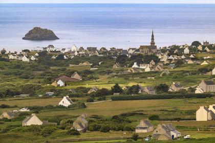 France, Finistère (29), Mer d'Iroise, Ile d'Ouessant, le bourg de Lampaul