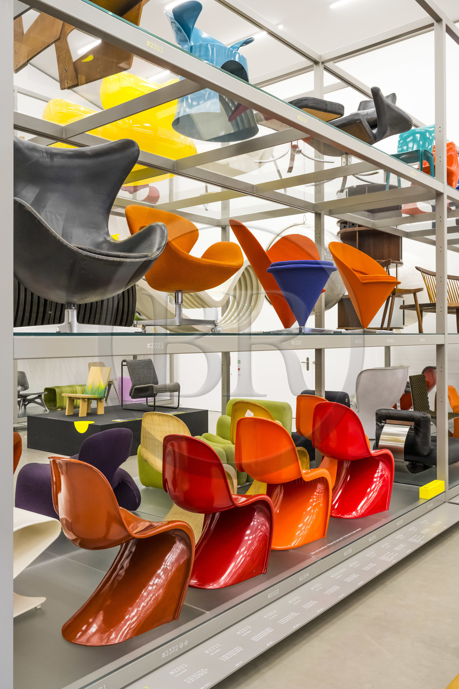 Allemagne, Bade-Wurtemberg, Weil am Rhein près de Bâle, le Vitra Campus, le Vitra Schaudepot (2016) par les architectes Herzog et de Meuron présente au public des objets majeurs de la vaste collection Vitra