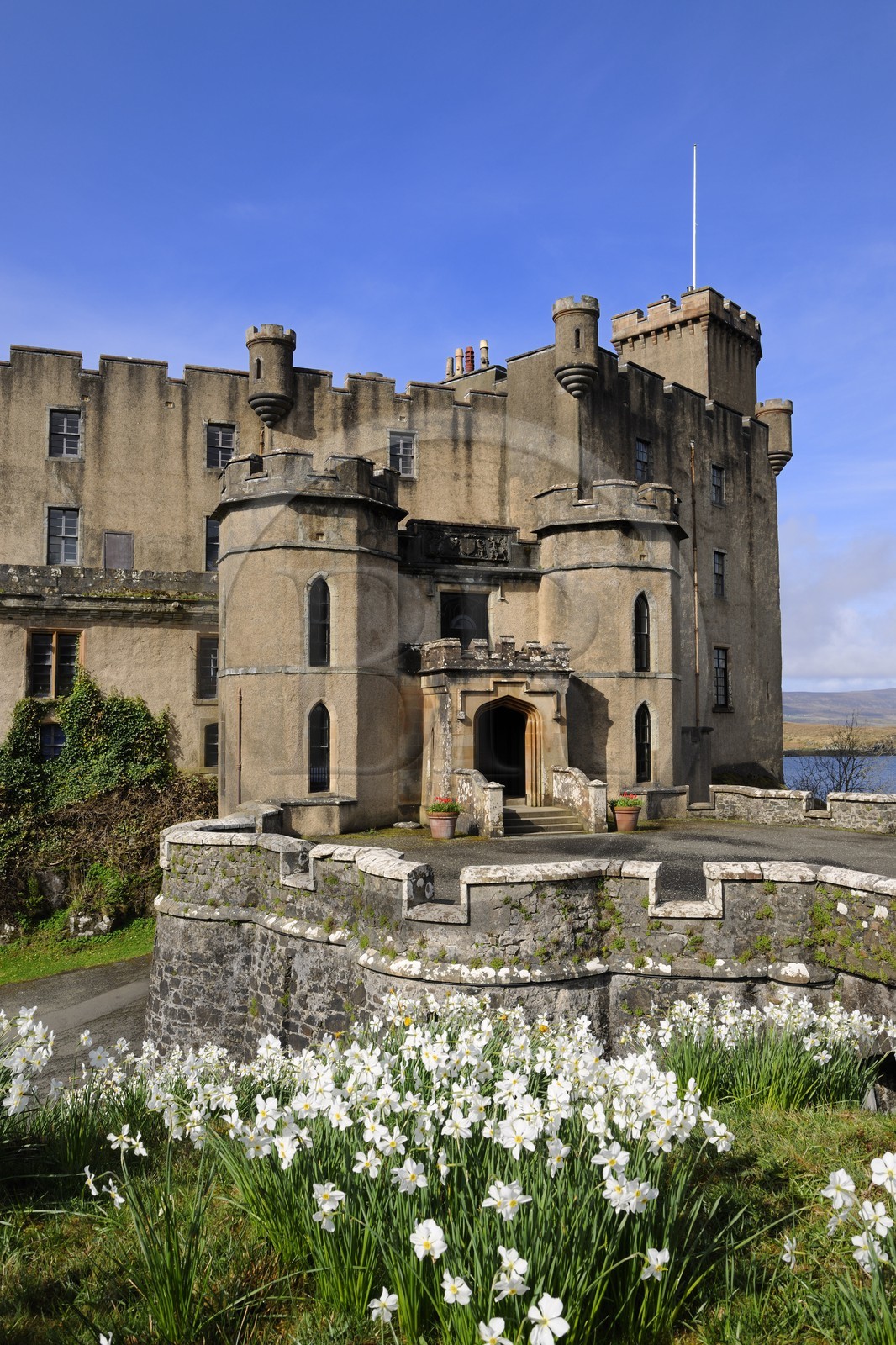 Royaume-Uni, Ecosse, région des Highlands, les Hébrides, île de Skye, château de Dunvegan du clan MacLeod