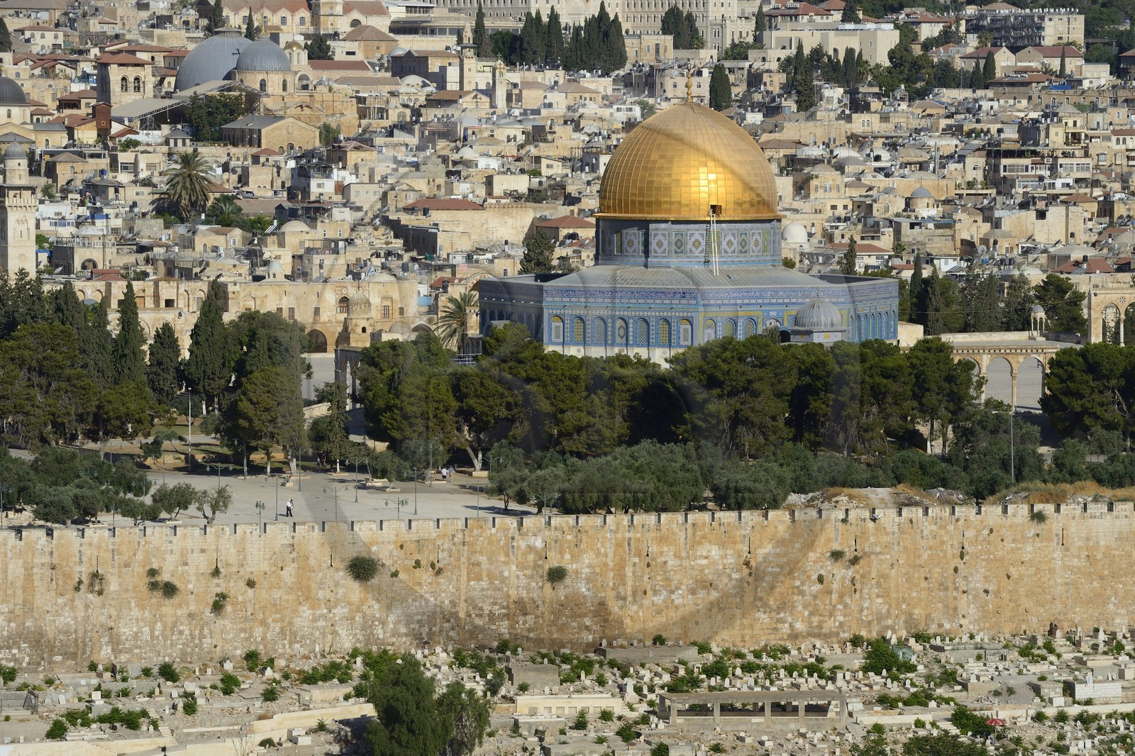 Israel, Jerusalem, holy city, the old town listed as World Heritage by UNESCO, the Dome of the Rock on Haram el-Sharif seen from the Mount of Olives