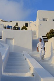 Grèce, Les Cyclades, mer Égée, île de Santorin (Thira ou Théra), village de Oia, l'hôtel Relais & Châteaux Kirini Suites & Spa