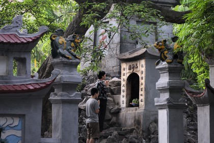 Vietnam, Hanoï, vieille ville, lac Hoan Kiem appelé le petit lac ou lac de l'épée restituée, temple Ngoc Son (de la montagne de jade)