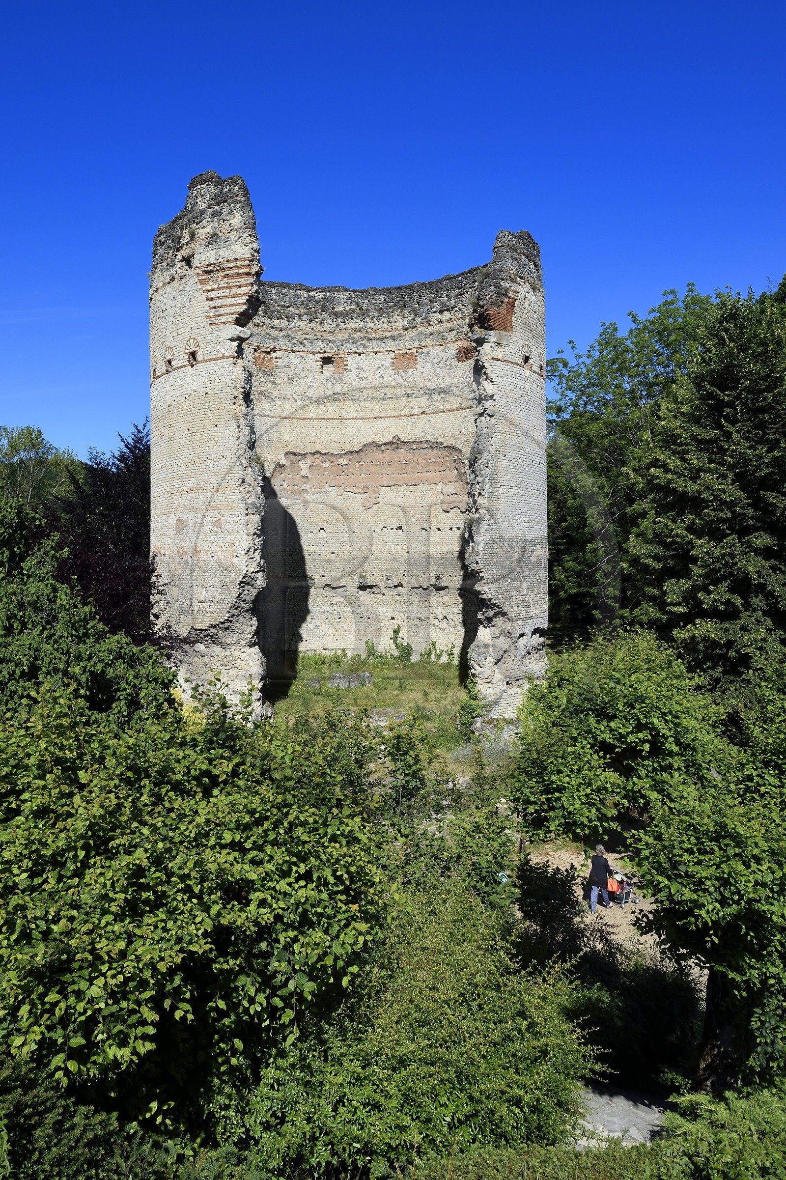 France, Dordogne (24), Périgord Blanc, Périgueux, quartier de la Cité dit de Vésone, ruine romaine de la Tour de Vésone (Vesunna)