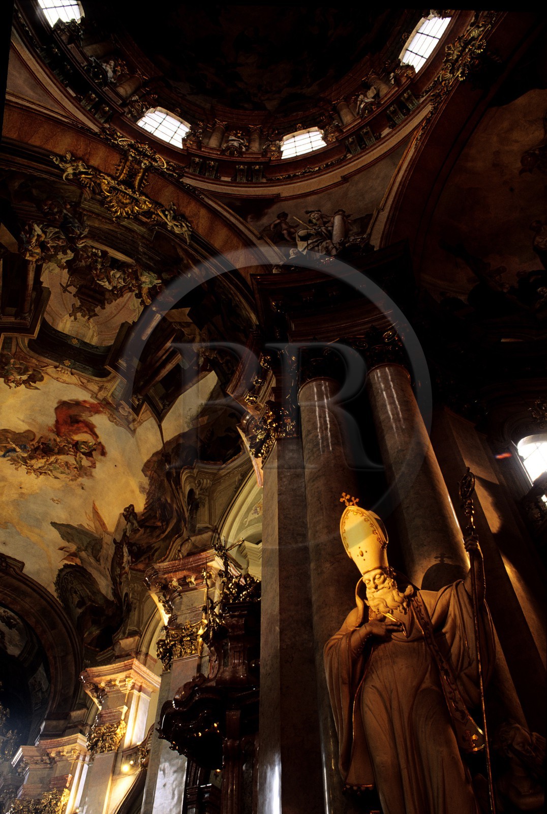 République Tchèque, Prague, Mala Strana, l' église baroque de Saint Nicolas