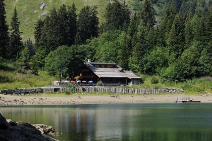 Suisse, canton de Vaud, Villars-sur-Ollon, lac des Chavonnes