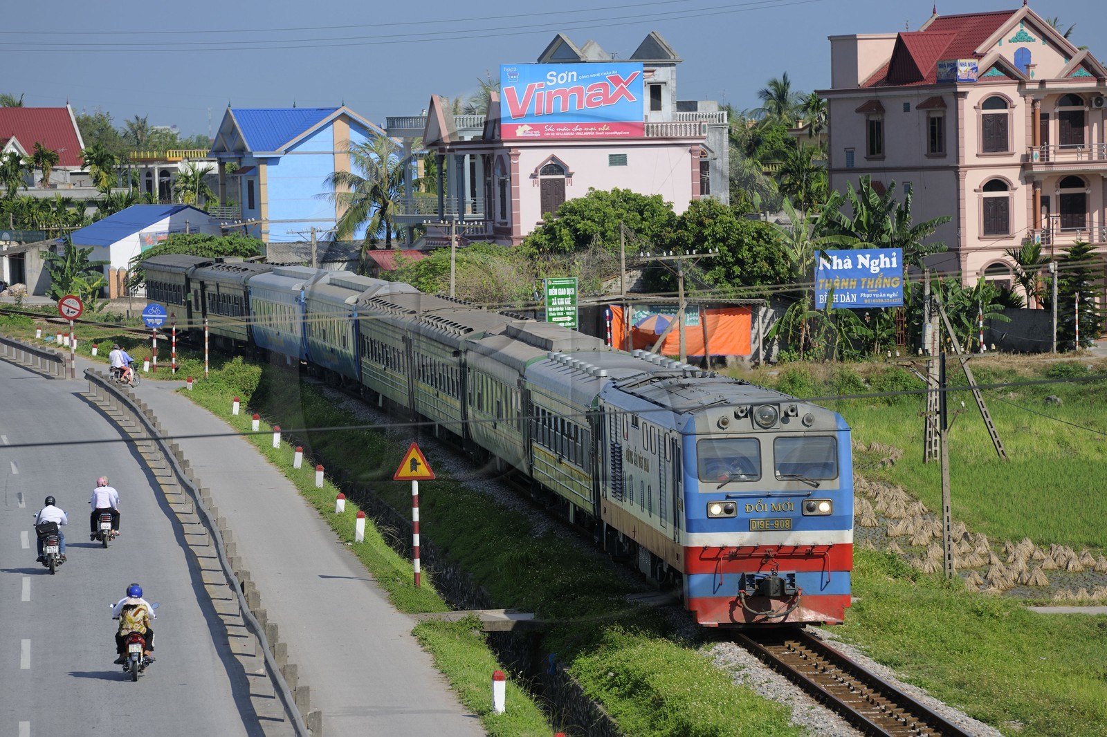 Vietnam, train de jour de Haiphong à Hanoï