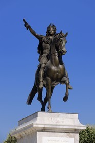 France, Hérault (34), Montpellier, centre historique, place du Peyrou, statue Louis XIV