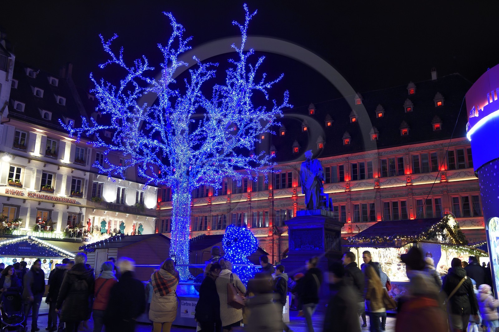 France, Bas Rhin, Strasbourg, Gutenberg Square, statue of Gutenberg and chamber of commerce, Christmas lights, tree lit with LEDs