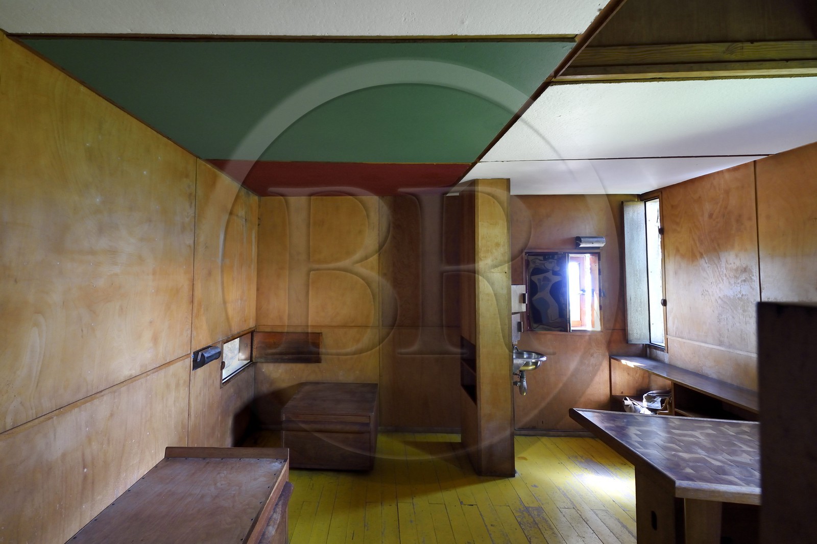 France, Alpes-Maritimes (06), Roquebrune-Cap-Martin, Cap Martin, cabanon Le Corbusier de 1952 (Demande d'autorisation nécessaire avant publication)