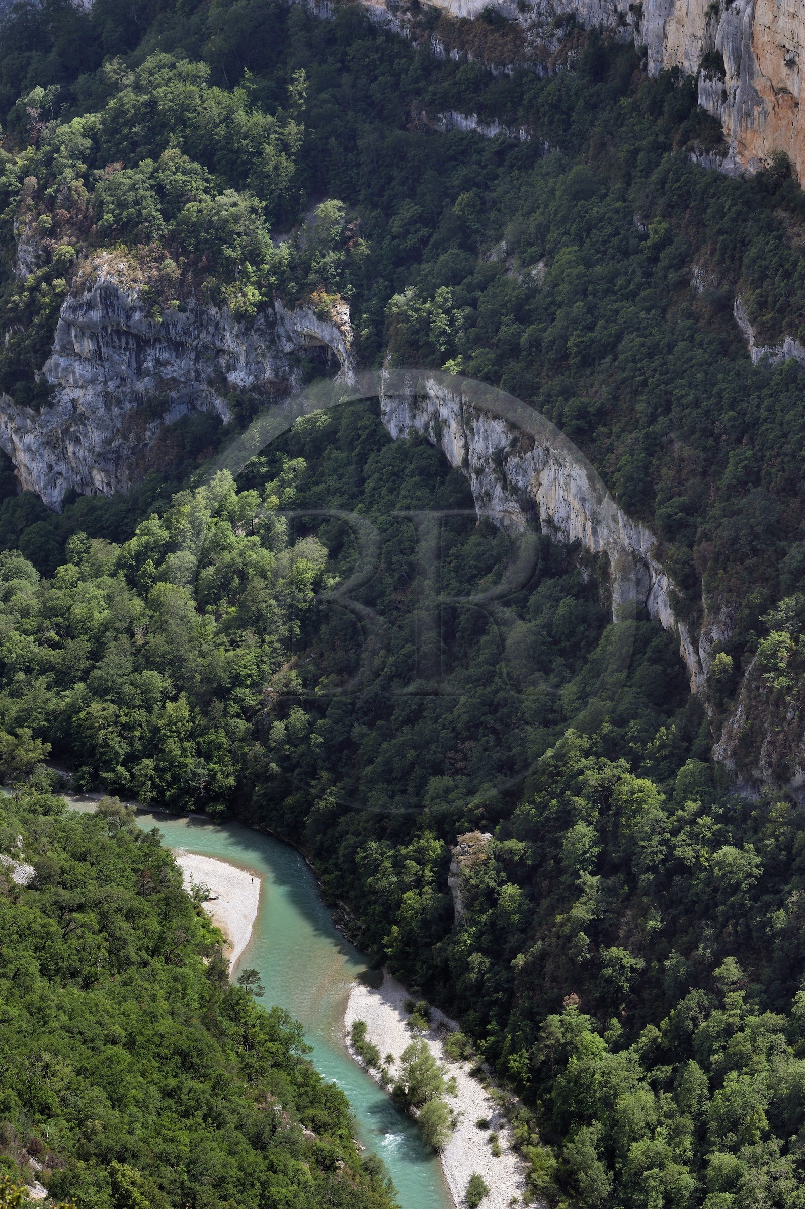France, Alpes-de-Haute-Provence (04), Parc Naturel Régional du Verdon, Grand Canyon du Verdon, La-Palud-Sur-Verdon, gravières du Verdon accessibles uniquement par le sentier Blanc-Martel sur le GR4