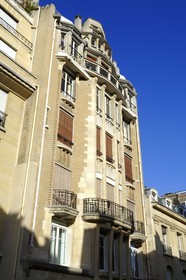 France, Paris (75), immeuble du 18 rue Henri Heine de style Art Nouveau (fin de periode) par Hector Guimard