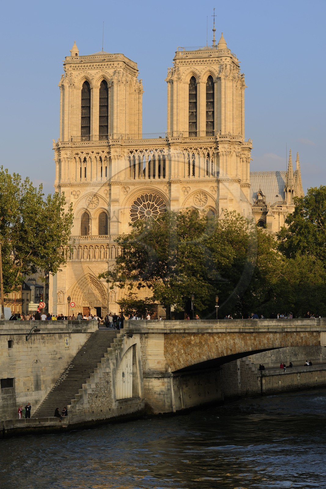 France, Paris (75), Ile de la Cité, cathédrale Notre-Dame de Paris, la façade occidentale
