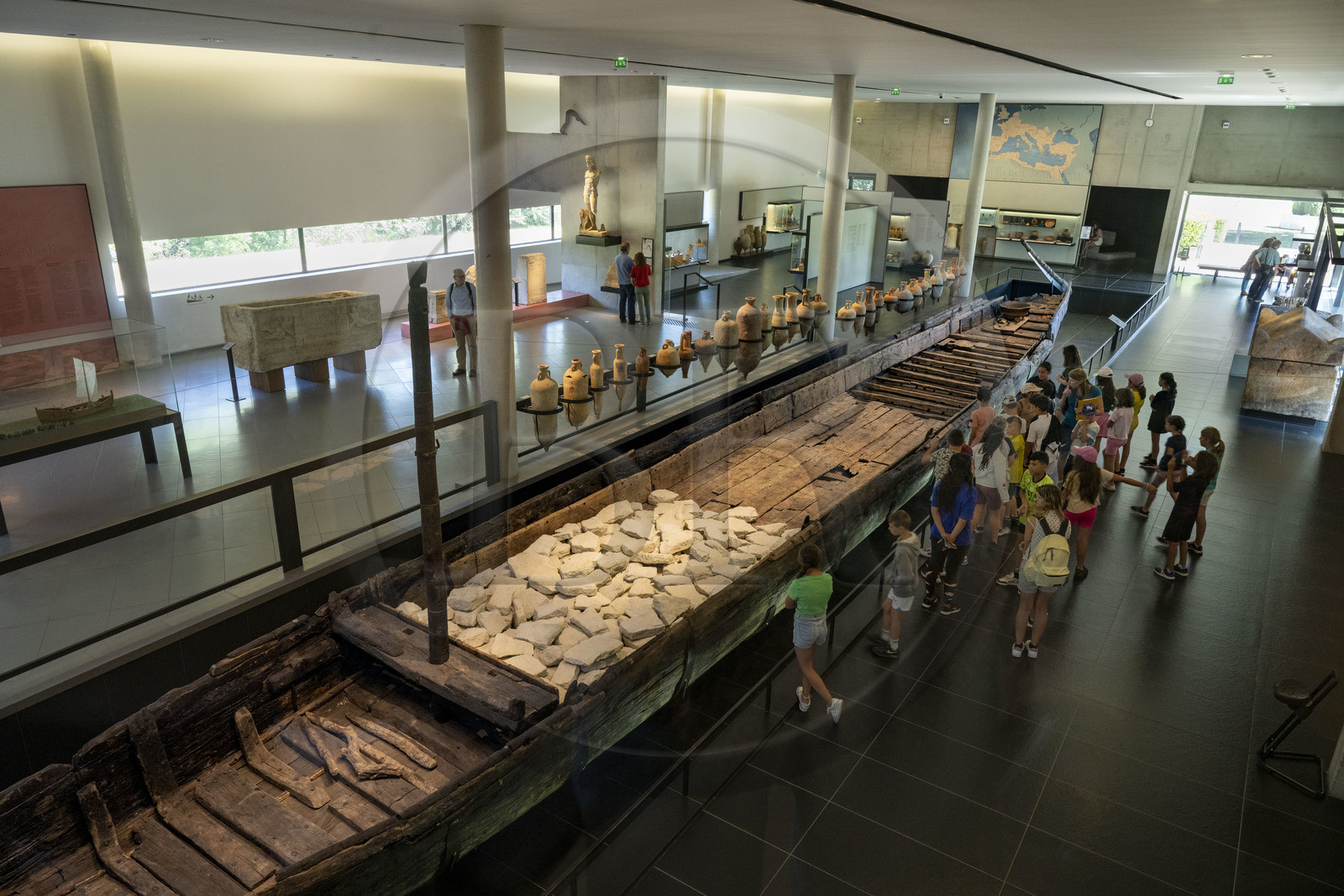 France, Bouches-du-Rhône (13), Arles, musée départemental Arles antique, chaland appelé Arles-Rhône 3 datant Ier siècle et découvert en 2004 dans le Rhone à Arles