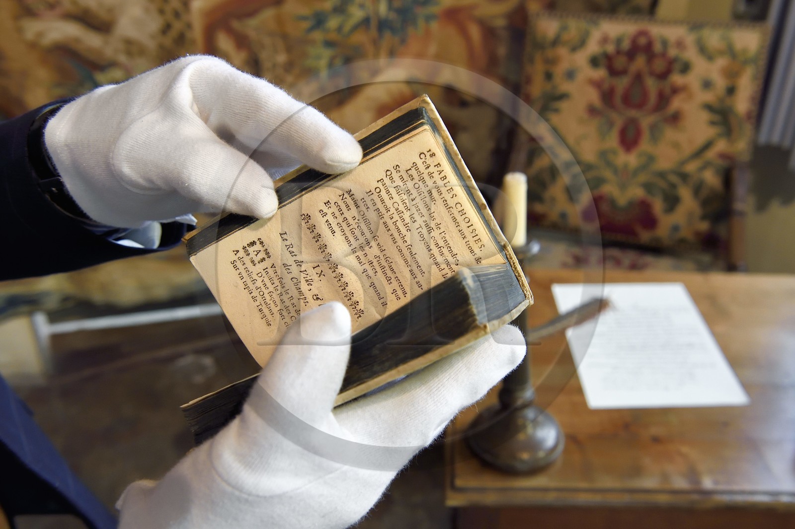 France, Aisne (02), Château-Thierry, Musée Jean de La Fontaine - Ville de Chateau-Thierry, livre des Fables de La Fontaine, Claude Barbin Denys Thierry édition non illustrée, circa 1668, in-12