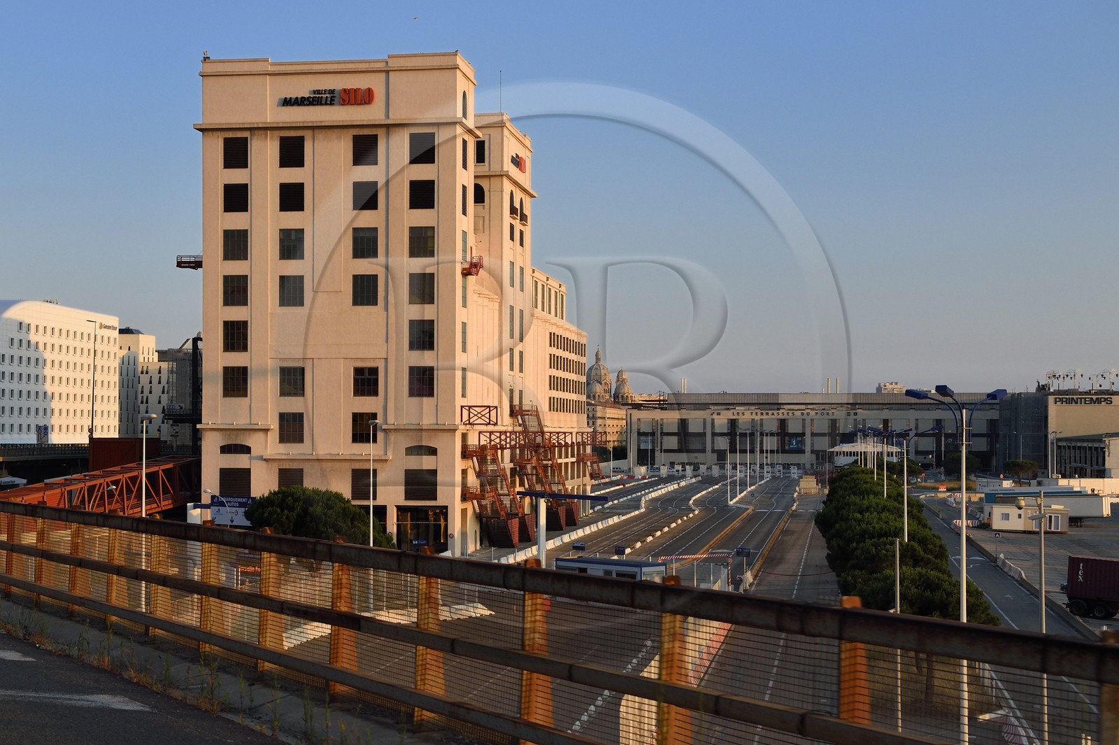 France, Bouches-du-Rhône (13), Marseille, Zone Euroméditerranée, quartier La Joliette, Les Espaces Culturels du Silo d'Arenc