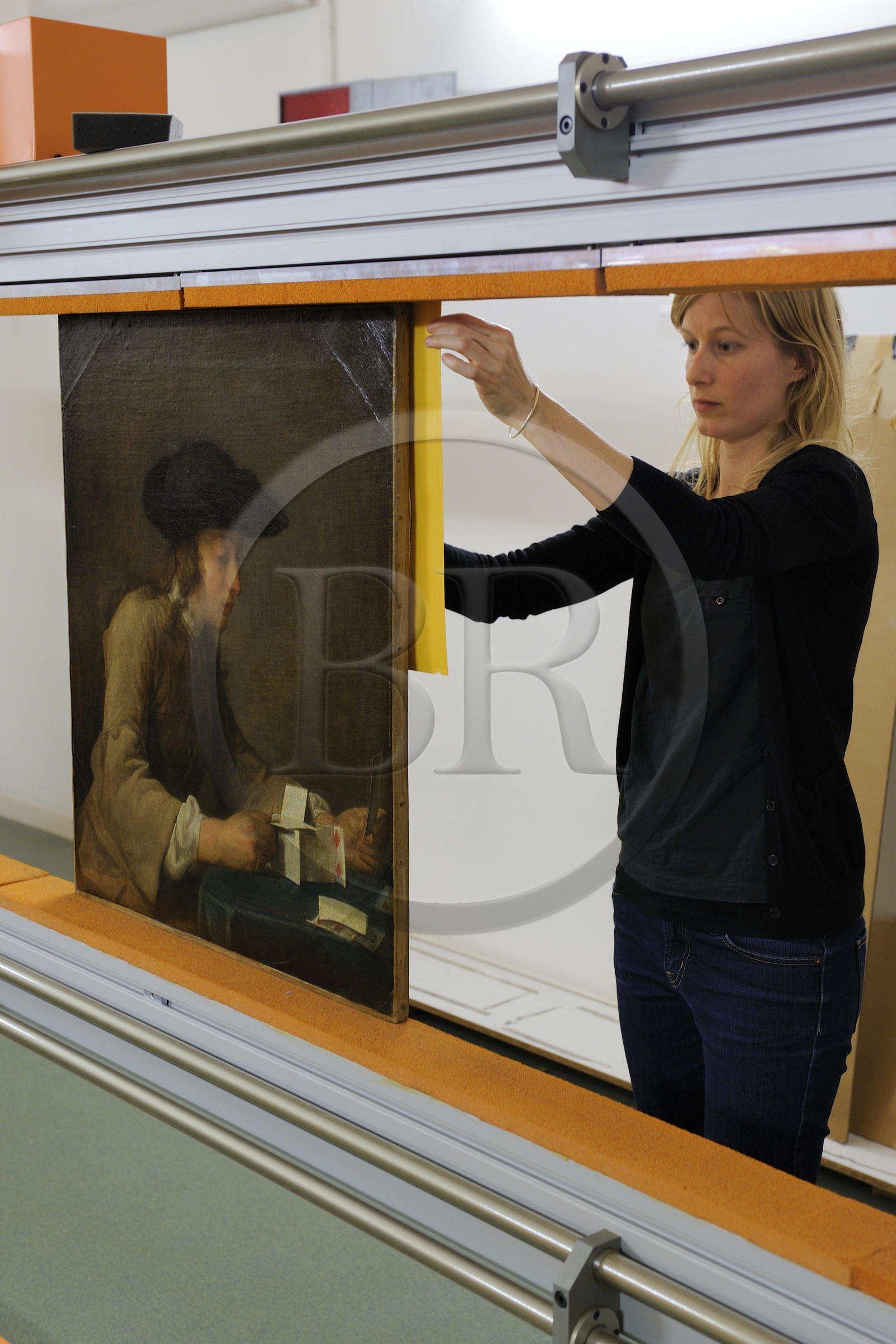 France, Paris (75), Laboratoire du Centre de recherche et de restauration des musées de France (C2RMF), salle de radiographie