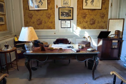 France, Calvados, Pays d'Auge, Deauville, Strassburger Villa, Ralph Strassburger's desk with a vintage telephone, a calendar from the year 1957 or a telephone directory from 1952