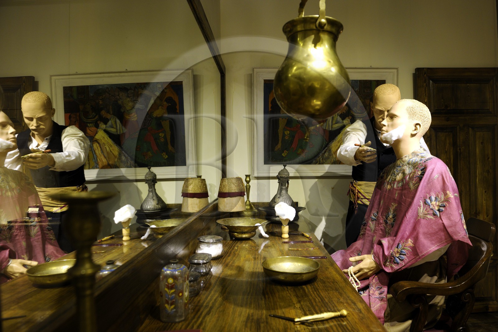 Turquie, Anatolie centrale, Ankara, le musée ethnographique, salon du barbier du 19è siècle