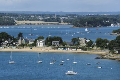 France, Morbihan (56), Golfe du Morbihan, Ile-aux-Moines, plage du Lério (vue aérienne)