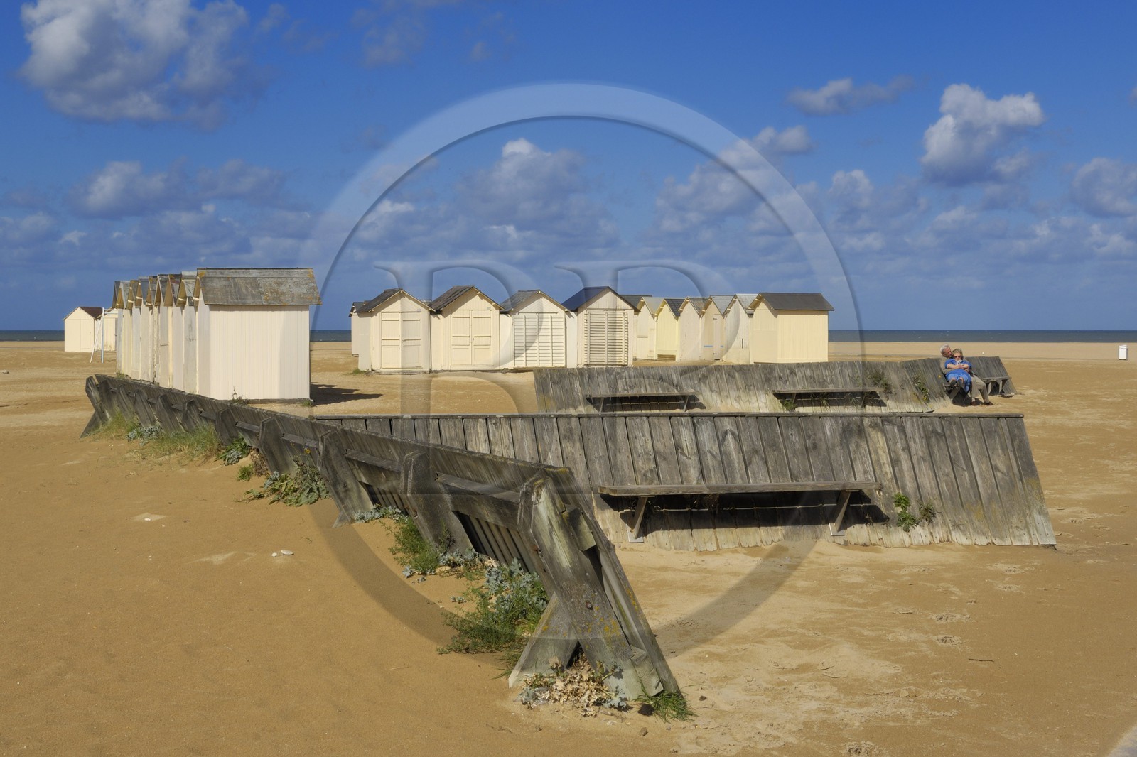 France, Calvados (14), Côte de Nacre, Ouistreham, Riva-Bella, les cabines sur la plage