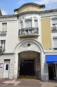 France, Allier (03), Vichy, Art Deco garage at 60 rue du Maréchal Lyautey