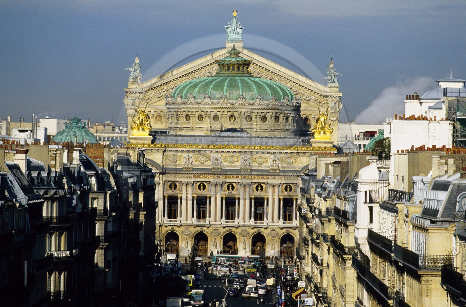 France, Paris (75), l' Opéra Garnier au bout de l' avenue de l' Opéra