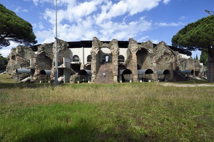 France, Var (83), Fréjus, Forum Julii, amphithéatre et arènes du Ier siècle