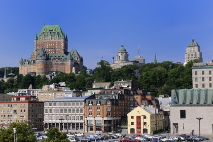 Canada, province de Québec, ville de Québec, Vieux-Québec classé Patrimoine Mondial de l' UNESCO, château Frontenac depuis le fleuve Saint-Laurent