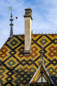France, Cote d'Or, Beaune, area listed as World Heritage by UNESCO, Hospices de Beaune, Hotel Dieu, the roofs covered with glazed and colored tiles