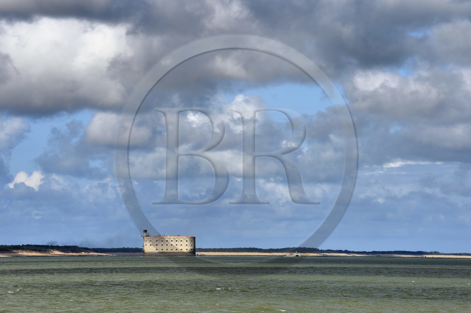 France, Charente-Maritime (17), Ile d'Aix, Fort Boyard et l'Ile d'Oléron en arrière plan