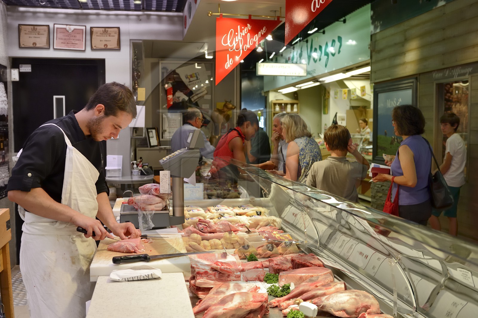 France, Rhône (69), Lyon, cours Lafayette, les Halles Paul Bocuse, Boucherie Trolliet aussi meilleur ouvrier de France