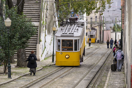 Portugal, Lisbonne, quartier du Bairro Alto, Elevador da Gloria, funiculaire
