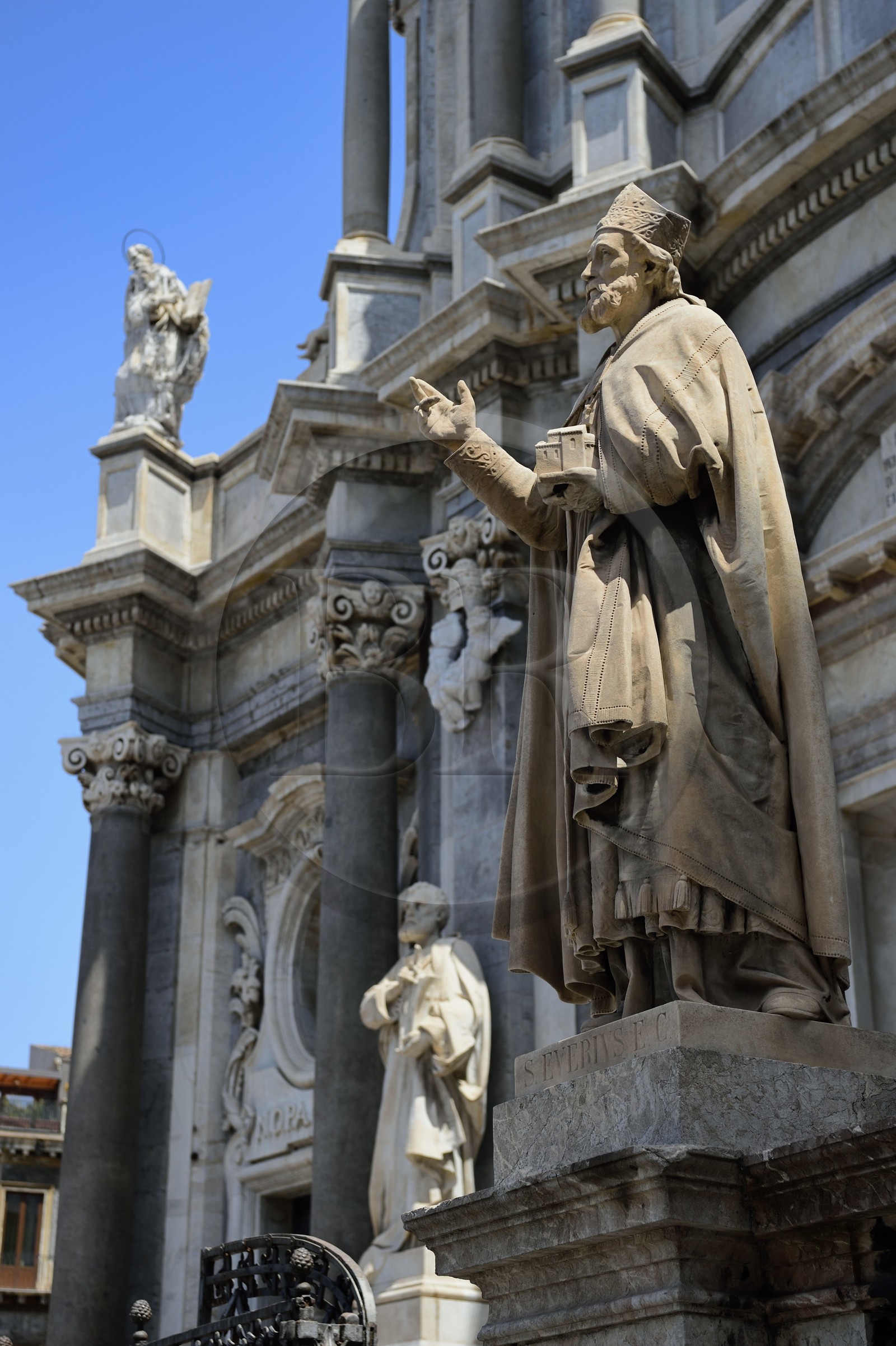 Italie, Sicile, Catane, ville baroque classée au Patrimoine Mondial de l'UNESCO, Piazza del Duomo, duomo di Sant' Agata (cathédrale Ste Agathe)