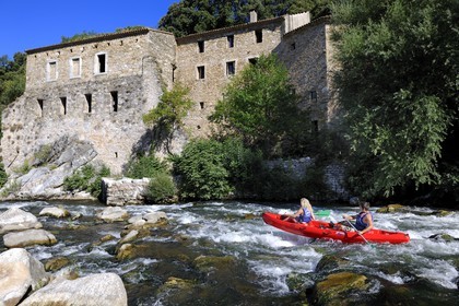 France, Herault, Orb valley, kayaking the river Orb at the moulin de Travassac next to Mons la Trivalle