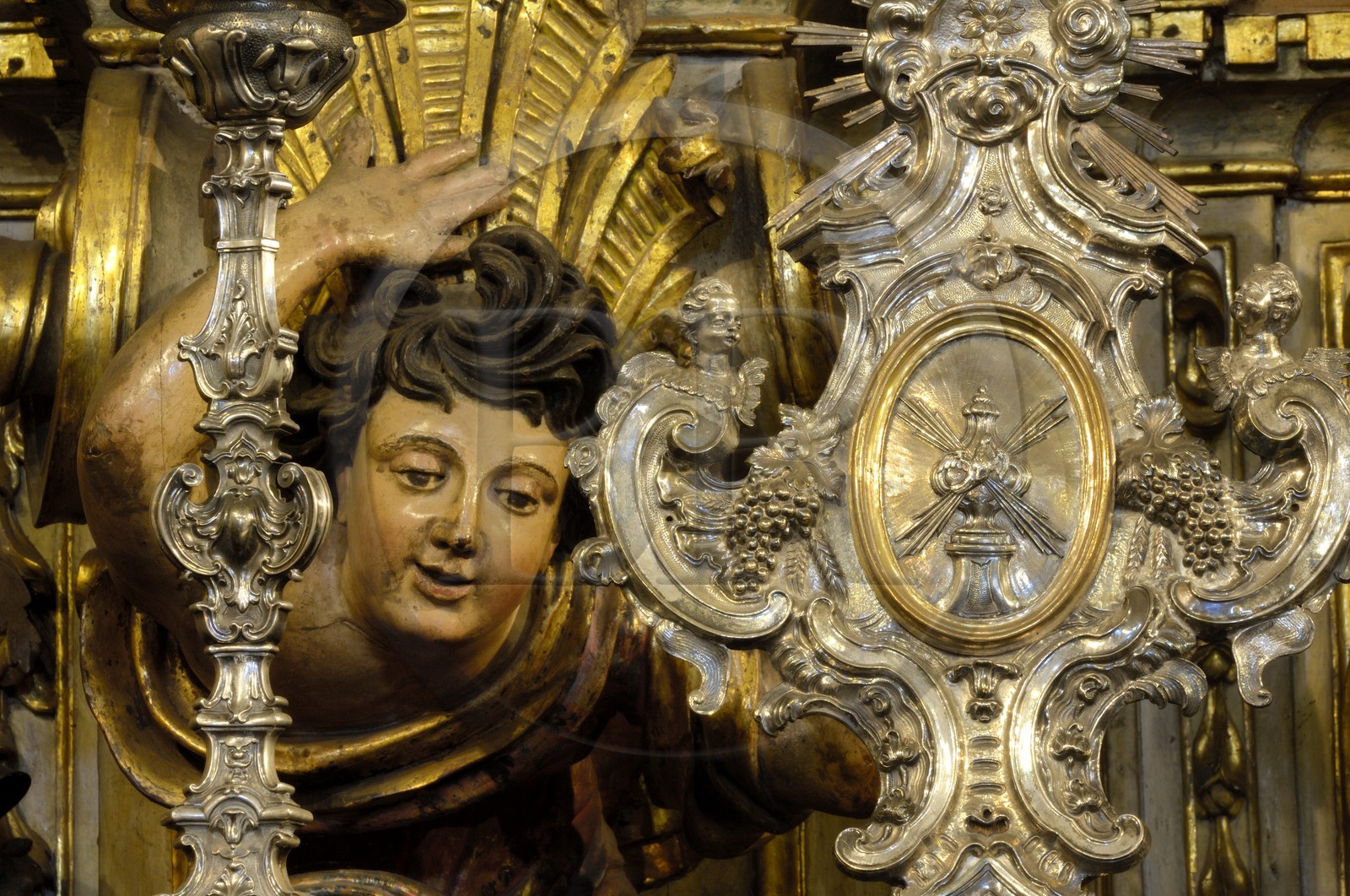 Brésil, Etat du Minas Gerais, ville de Ouro Preto, centre historique classé Patrimoine Mondial de l 'UNESCO, Matriz Nossa Senhora do Pilar, détail d'une cariatide du maître-hôtel (Route de l'or, Estrada Real)