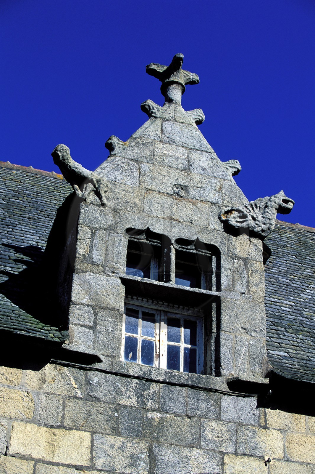 France, Finistère (29), Roscoff, une maison en granit du 17ème siècle