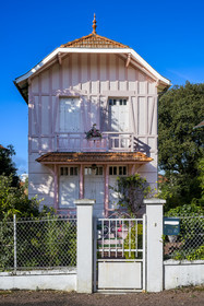 France, Charente-Maritime (17), Royan,  villa du quartier résidentiel du Parc