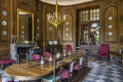 France, Ille et Vilaine, Cote d'Emeraude (Emerald Coast), Saint Malo, malouinière de la Chipaudière built by shipowner and privateer François-Auguste Magon de la Lande at the beginning of the 18th century, the dining room installed in one of the living rooms