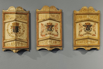 France, Hérault (34), Sète, Musée Paul Valery, Beaux-Arts et traditions sétoises, pavois anciens des joutes sétoises